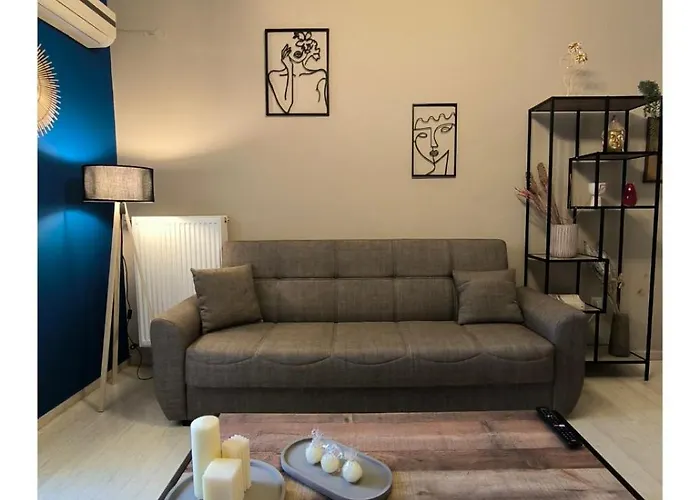 August Moon Apartment