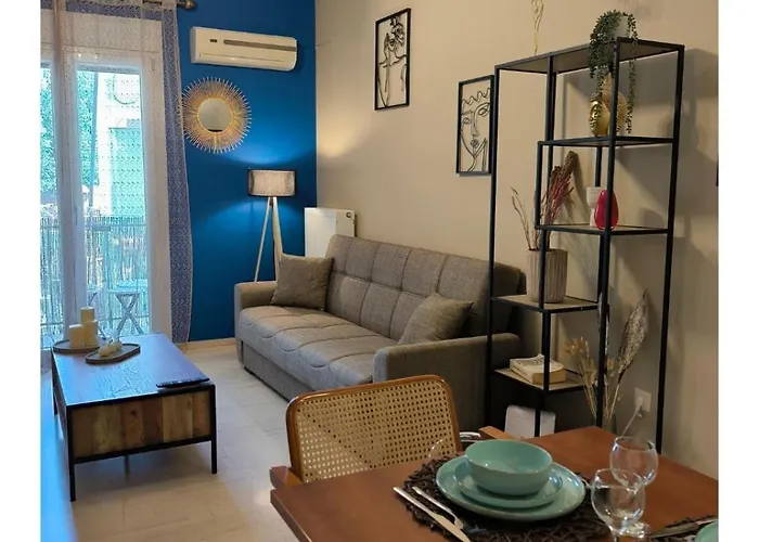 August Moon Apartment